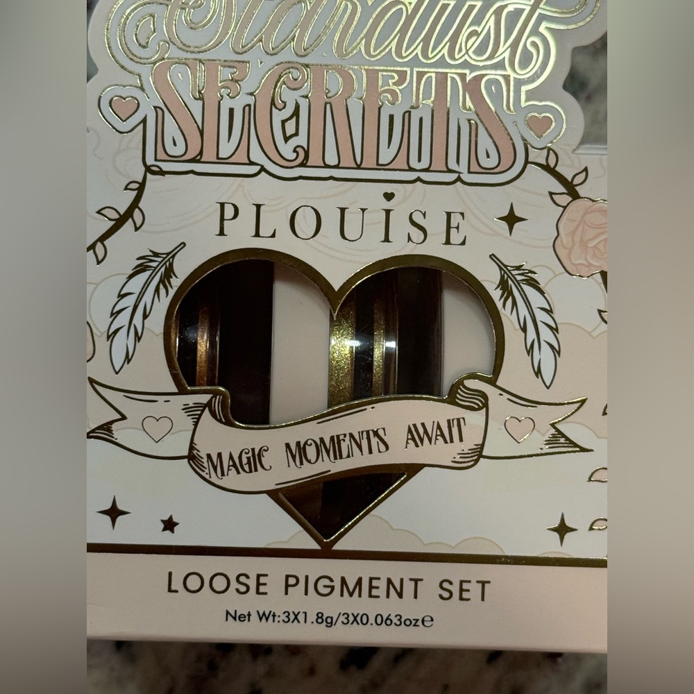 P.Louise Stardust Secrets Loose Pigment Set NEW SEALED. (3) compacts